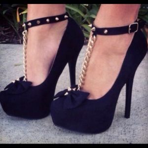 Elegant Bowknot Ankle Strap Platform Heels size 9